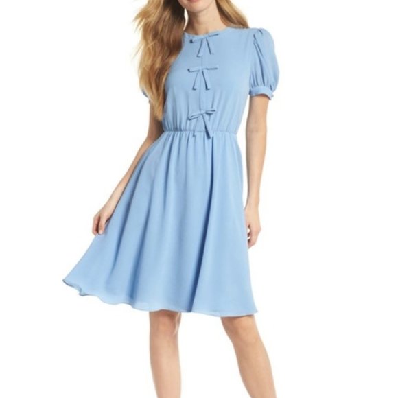 Gal Meets Glam Dresses & Skirts - Gal Meets Glam Ellie Crepe Puff Sleeve Dress